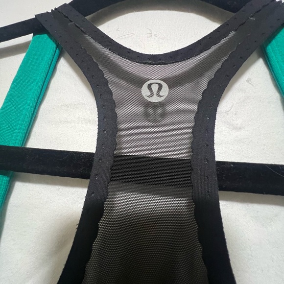 Lululemon Smooth Stride Bra Activewear Yoga Mesh Racerback Workout Gym Train - Picture 10 of 11